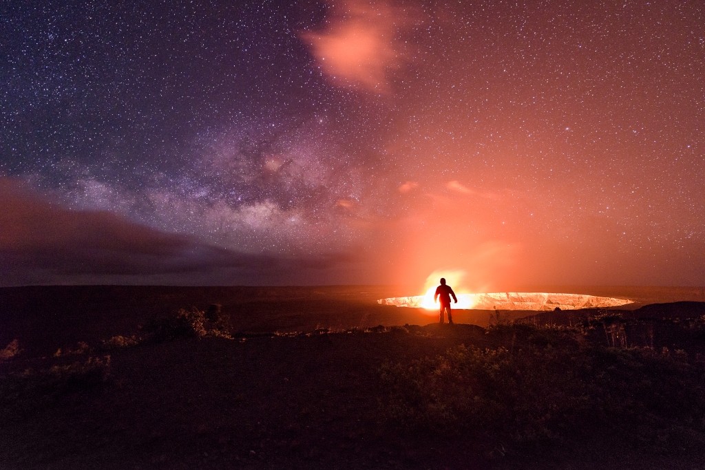 Volcanoes-NP-Crater-Night-1