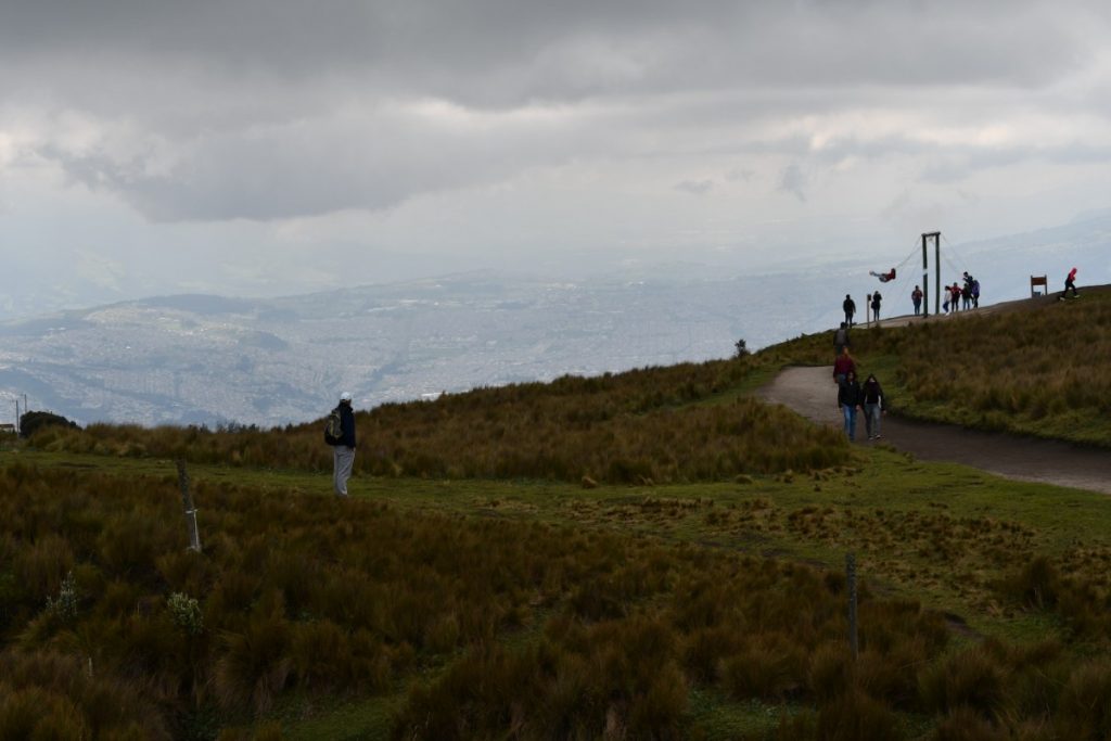 Quito Swings