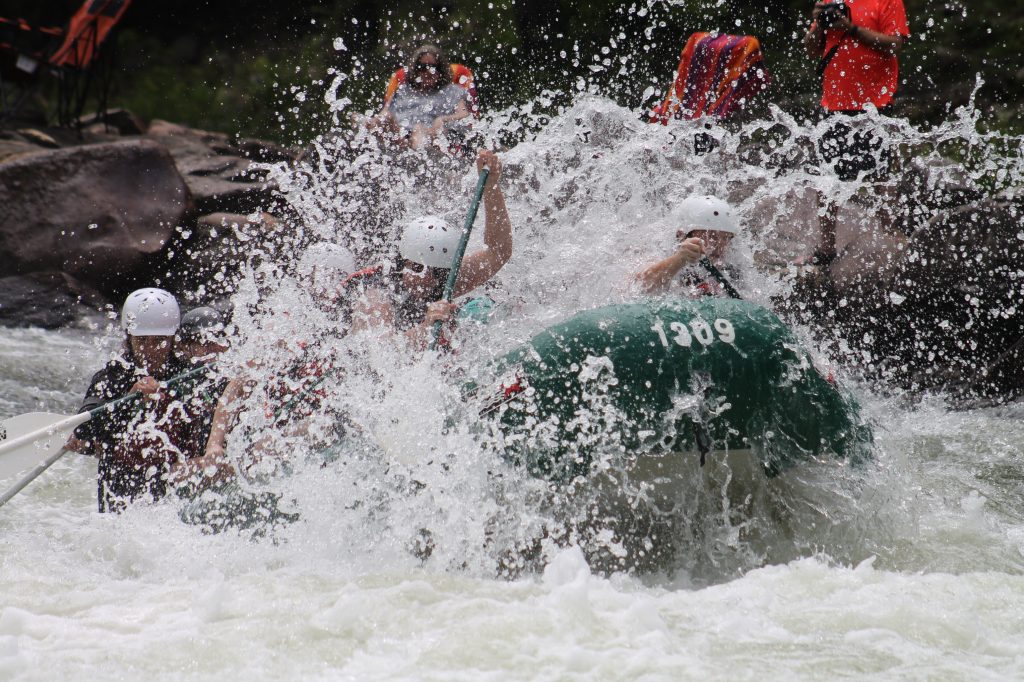 Whitewater Rafting 101 - White Rafting