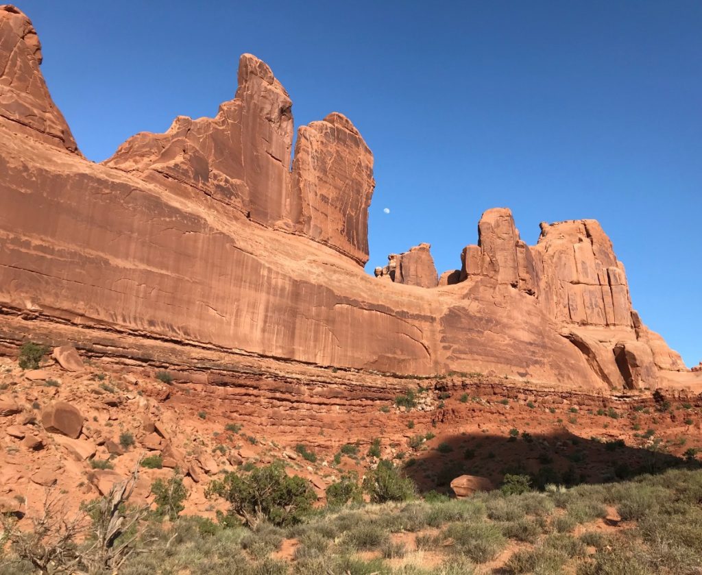 SBornstein Moab ParkAvenueTrail Moon 1